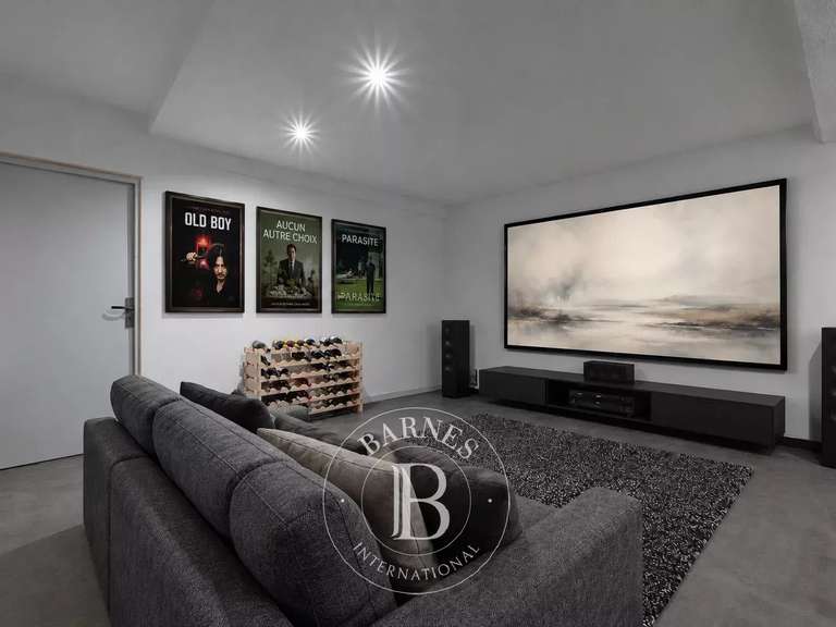 Maison Allonzier-la-Caille - 2 chambres - 327m²