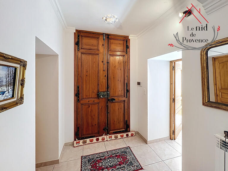 Maison Althen-des-Paluds - 10 chambres - 678m²