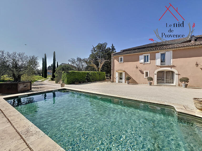 Maison Althen-des-Paluds - 10 chambres - 678m²