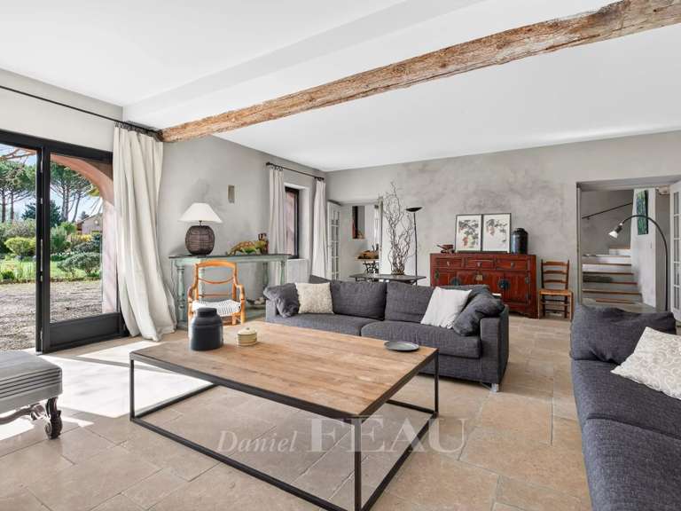 Maison Althen-des-Paluds - 9 chambres - 379m²