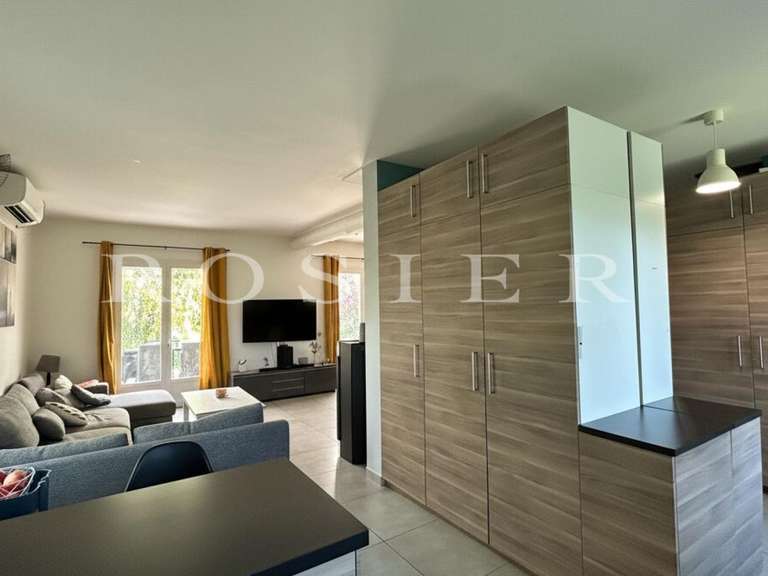 Villa Althen-des-Paluds - 4 chambres - 170m²