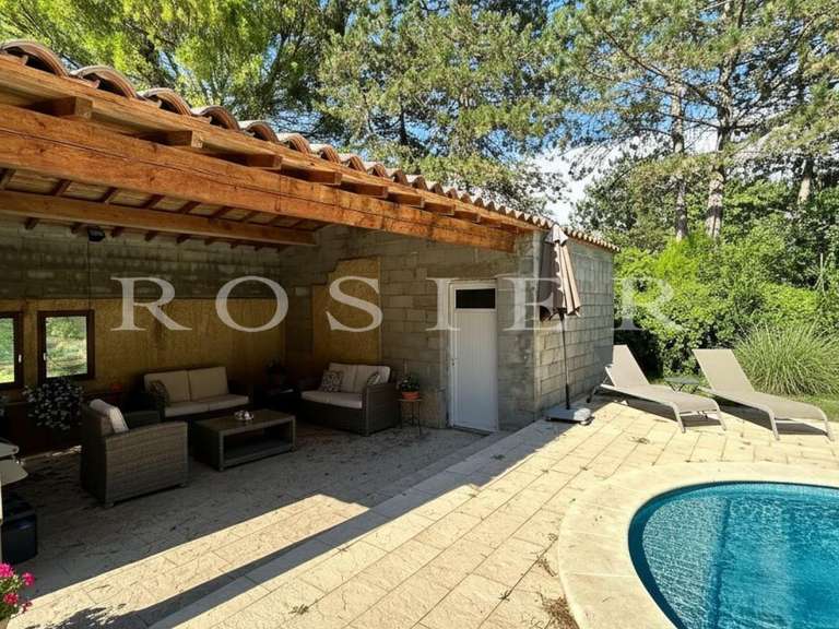 Villa Althen-des-Paluds - 4 chambres - 170m²