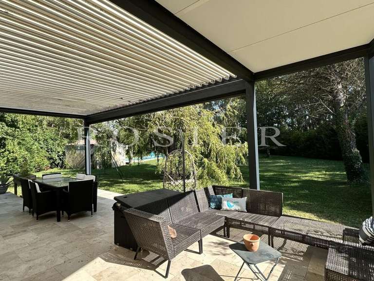 Villa Althen-des-Paluds - 4 chambres - 170m²