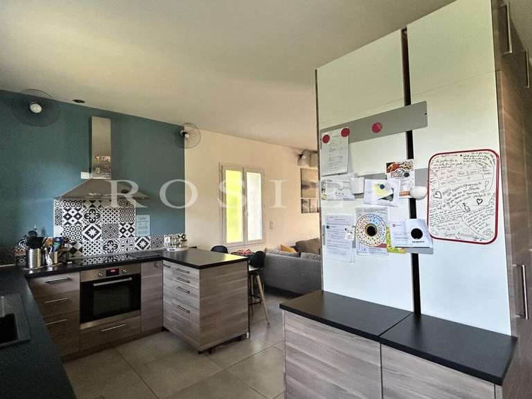 Villa Althen-des-Paluds - 4 chambres - 170m²