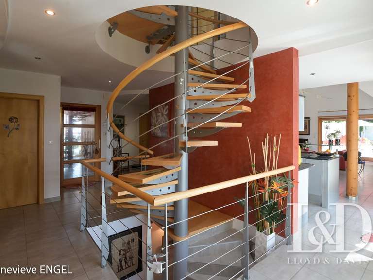 Maison Altkirch - 5 chambres - 255m²