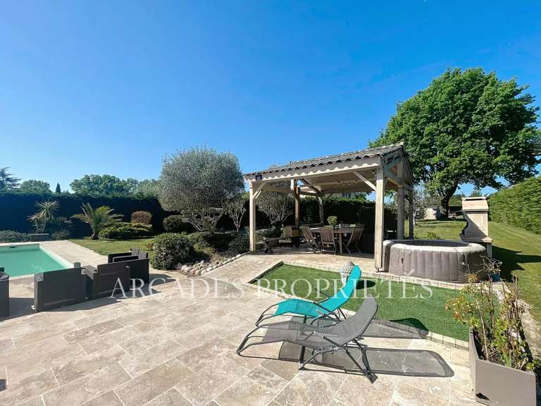 Maison Ambarès-et-Lagrave - 5 chambres - 2900m²