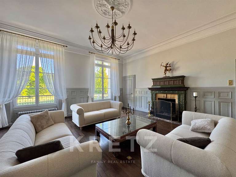 Château Amboise - 14 chambres - 695m²