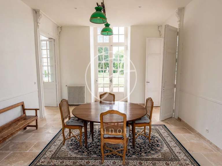 Castle Amboise - 9 bedrooms - 1430m²