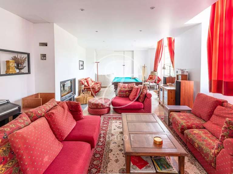 Castle Amboise - 9 bedrooms - 1430m²