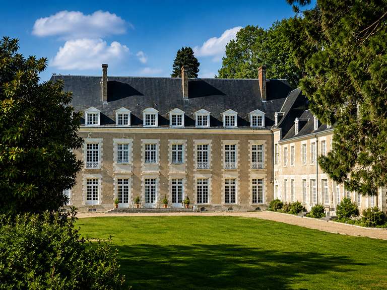 Château Amboise - 8 chambres - 1125m²