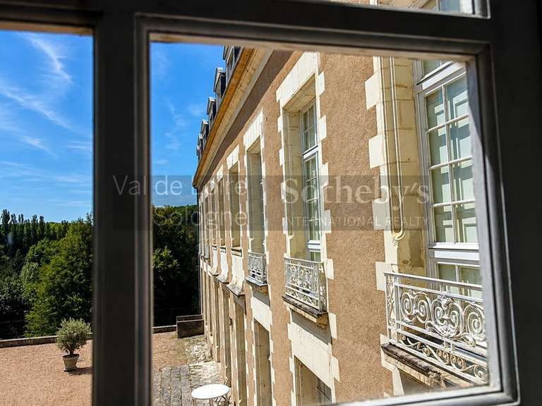Château Amboise - 8 chambres - 1125m²