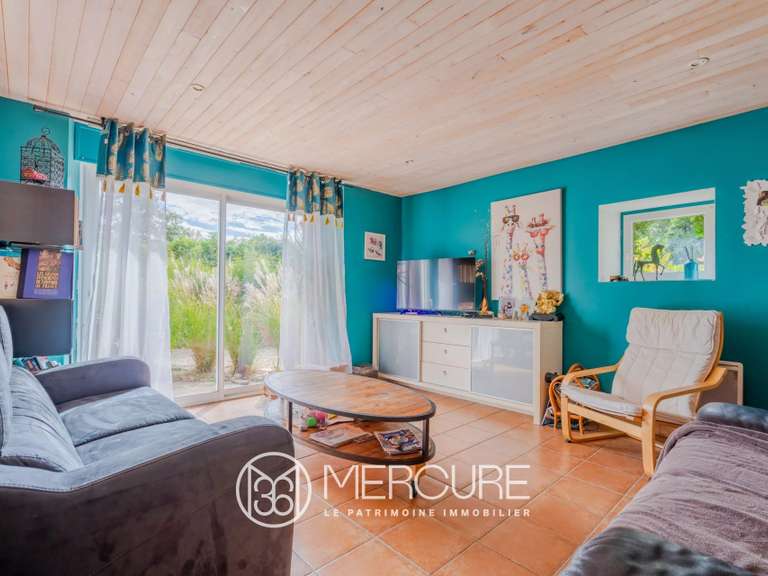 Propriété Ambon - 11 chambres - 350m²