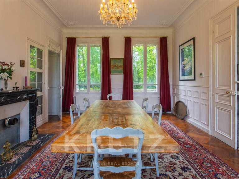 Castle Amiens - 9 bedrooms - 545m²