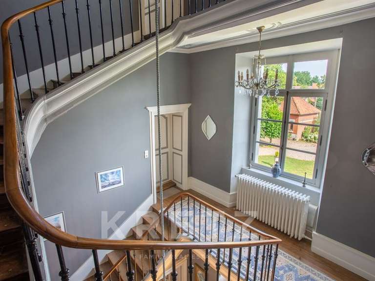 Château Amiens - 9 chambres - 700m²