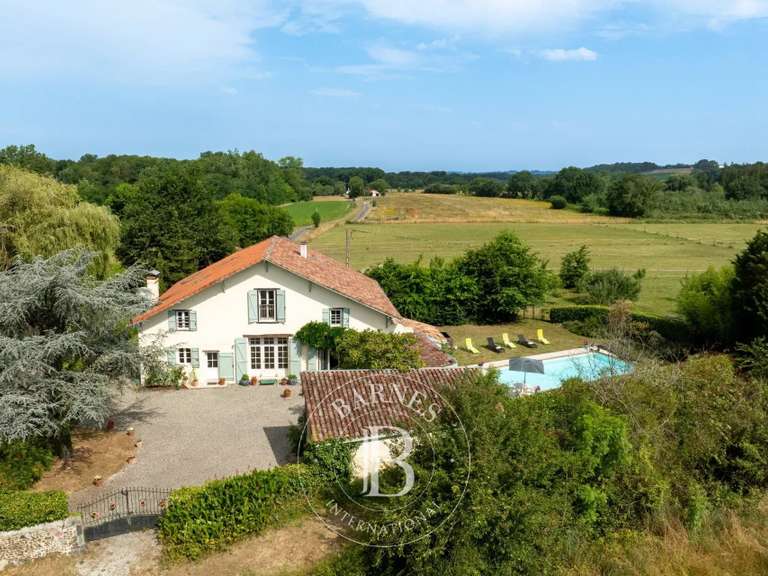 Propriété Amou - 5 chambres - 287m²