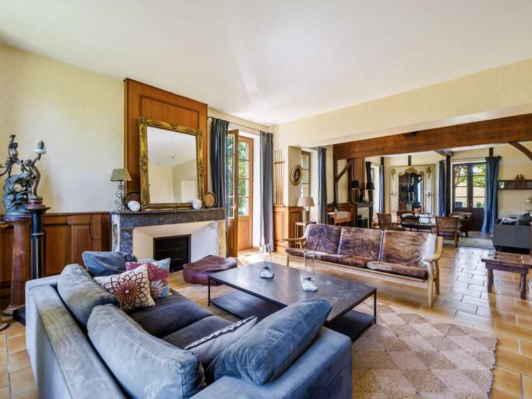 Propriété Amou - 9 chambres - 517m²