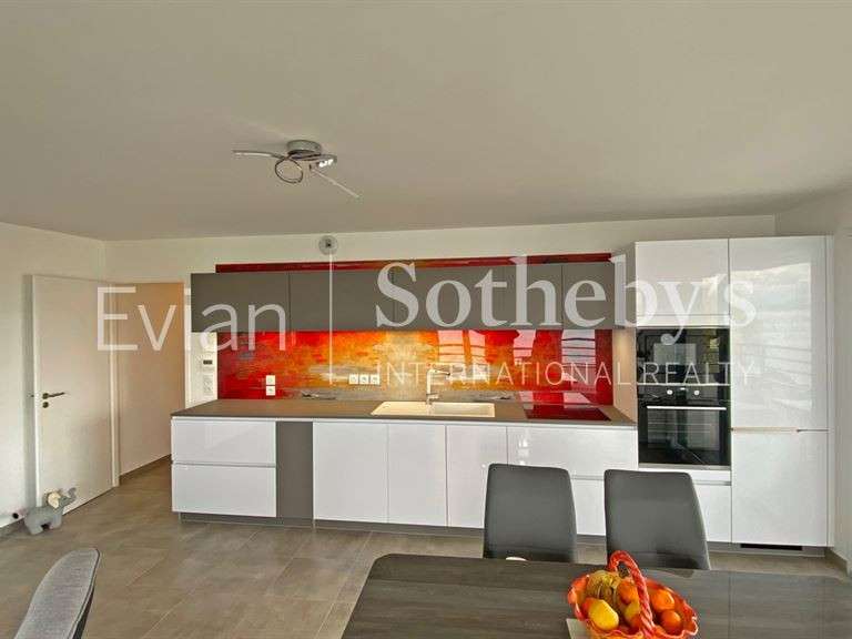Appartement Amphion-les-bains - 3 chambres - 86m²