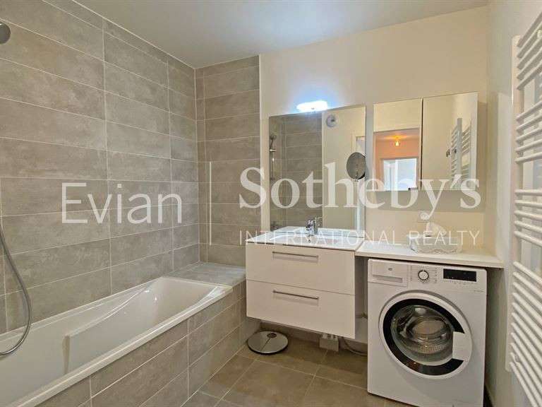 Appartement Amphion-les-bains - 3 chambres - 86m²