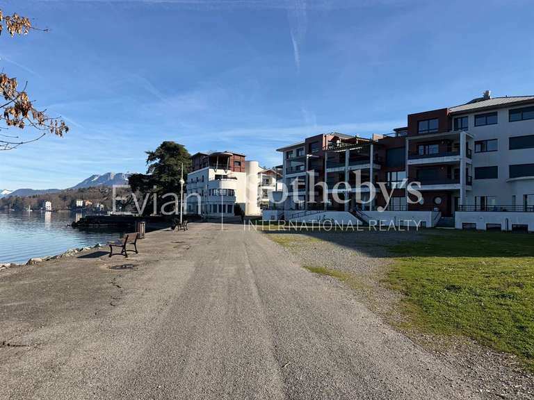 Appartement Amphion-les-bains - 3 chambres - 118m²