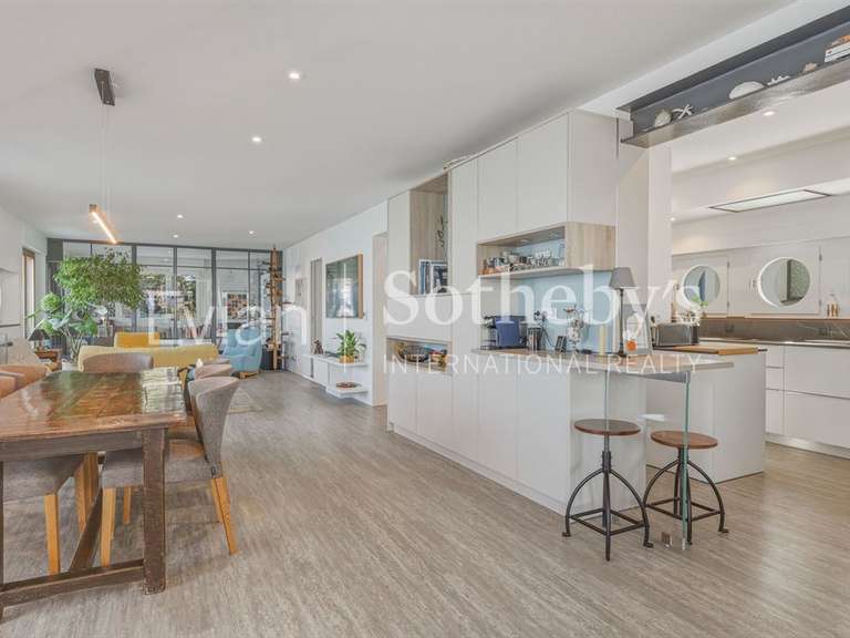 Appartement Amphion-les-bains - 3 chambres - 118m²