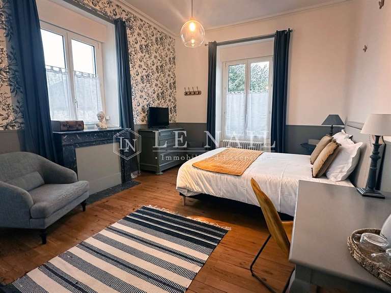 Maison Ancenis - 12 chambres - 675m²