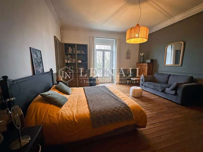 Maison Ancenis - 12 chambres - 675m²