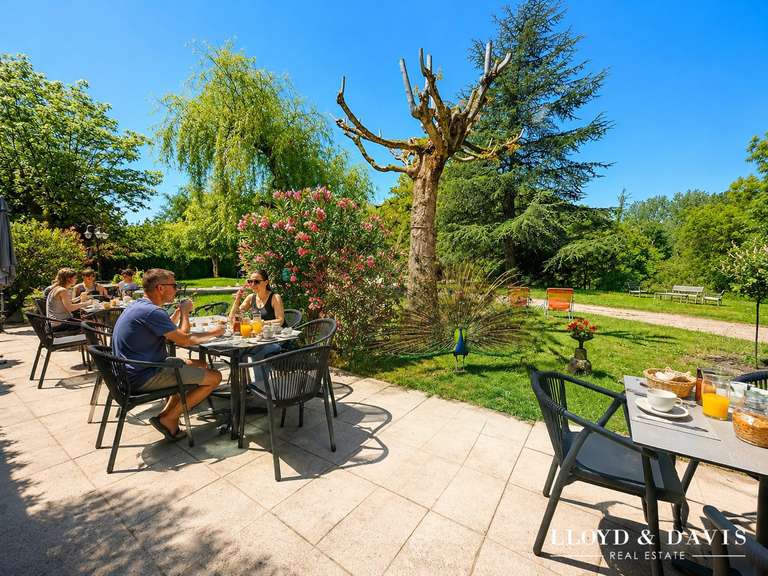 House Andancette - 9 bedrooms - 390m²