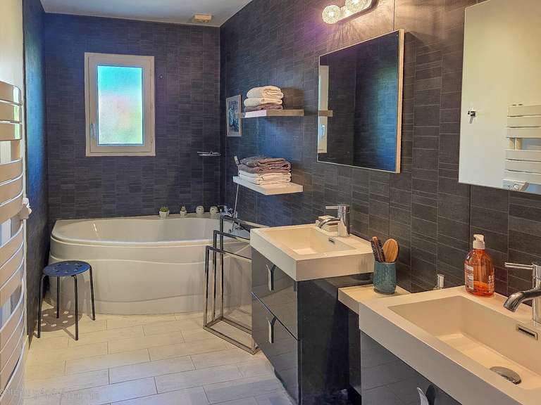 Villa Andernos-les-Bains - 5 chambres - 145m²