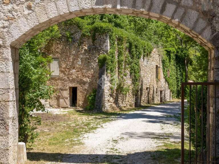 Château Andon - 10 chambres - 1000m²