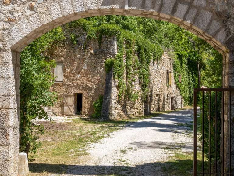 Château Andon - 10 chambres - 1000m²