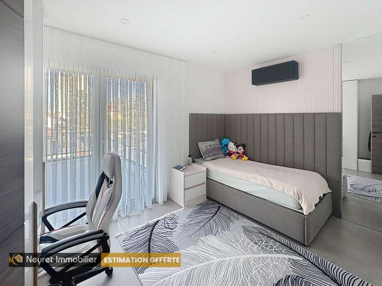 Maison Andrézieux-Bouthéon - 5 chambres - 237m²