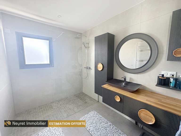 Maison Andrézieux-Bouthéon - 5 chambres - 237m²