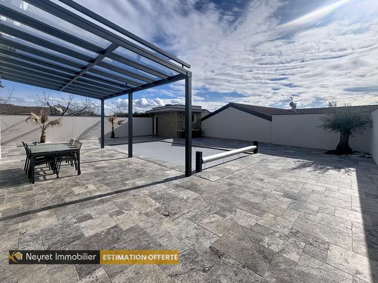 Maison Andrézieux-Bouthéon - 5 chambres - 237m²