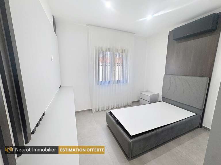 Maison Andrézieux-Bouthéon - 5 chambres - 237m²