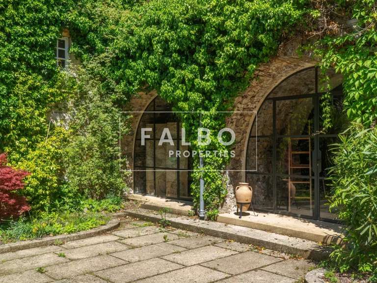 Château Anduze - 13 chambres - 1819m²