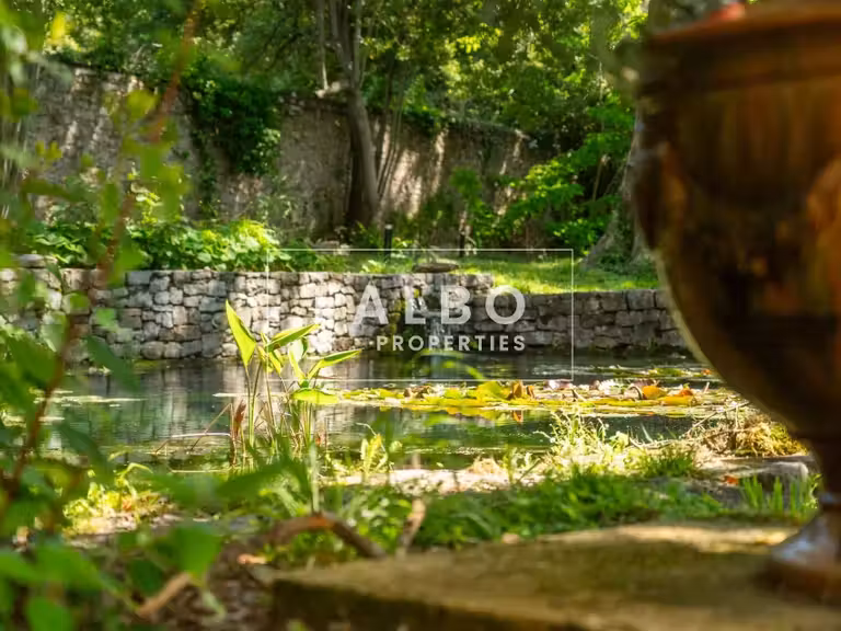 Château Anduze - 13 chambres - 1819m²
