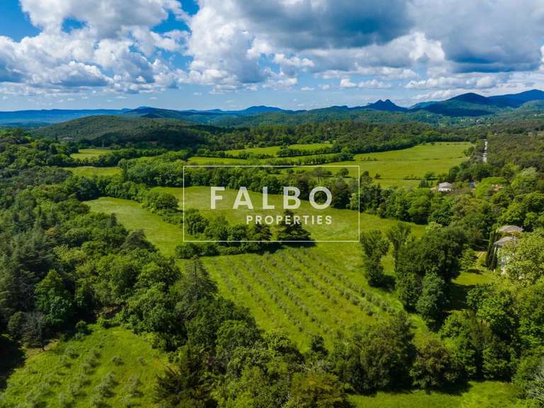 Château Anduze - 13 chambres - 1819m²