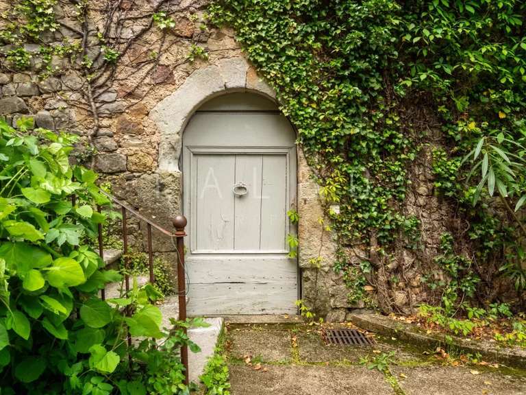 Château Anduze - 13 chambres - 1819m²