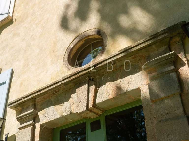 Château Anduze - 13 chambres - 1819m²