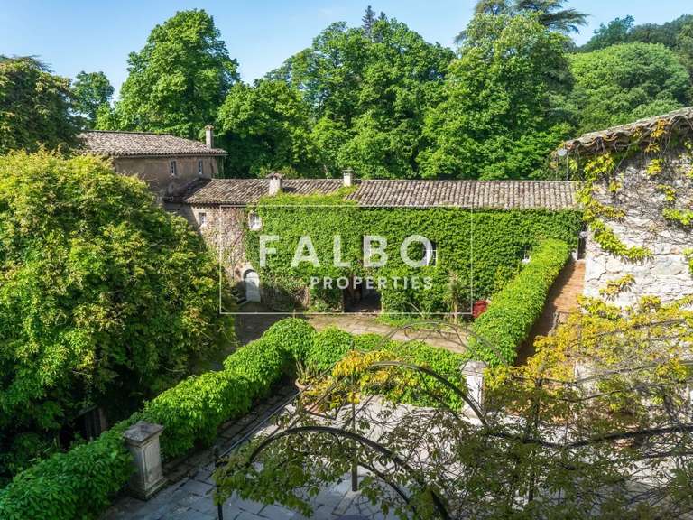 Château Anduze - 13 chambres - 1819m²