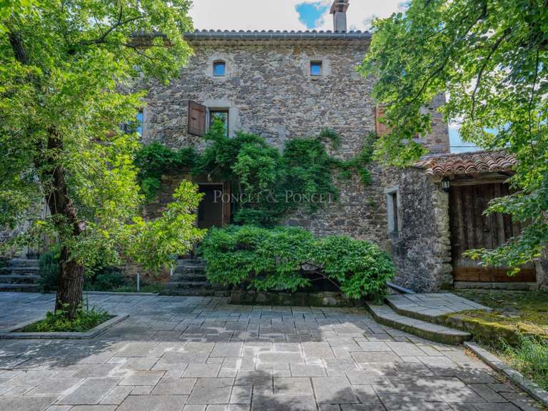 Maison Anduze - 6 chambres - 360m²