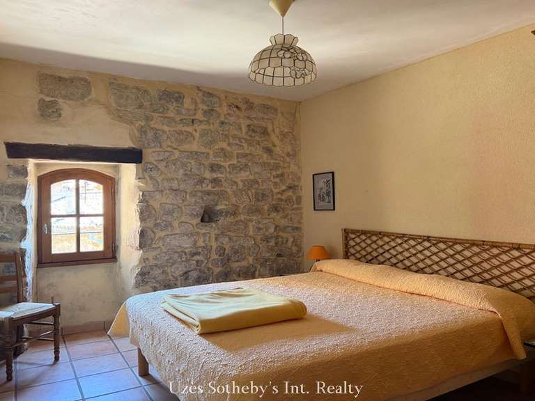 Maison Anduze - 20 chambres - 847m²
