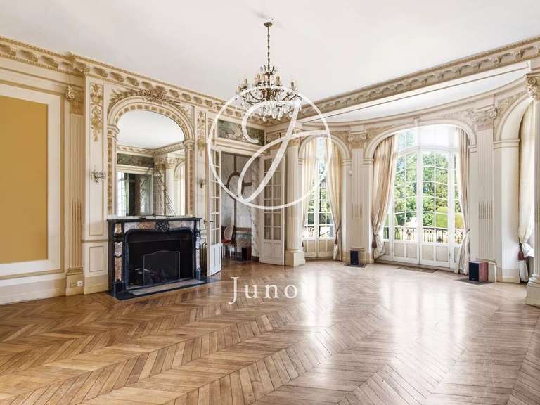 Château Anet - 9 chambres - 515m²