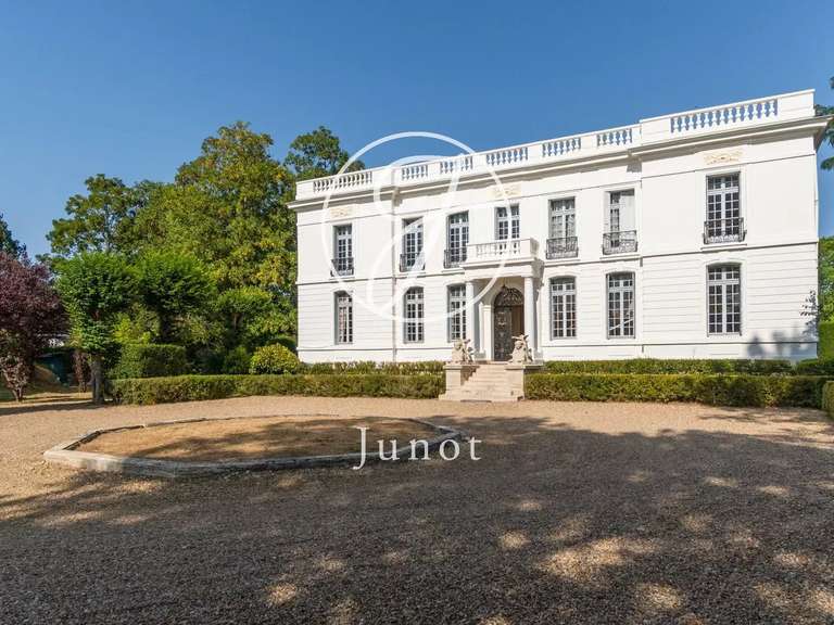 Château Anet - 9 chambres - 515m²