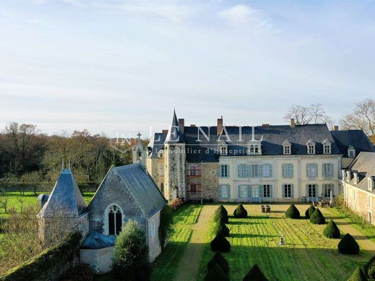 Castle Angers - 16 bedrooms - 1400m²