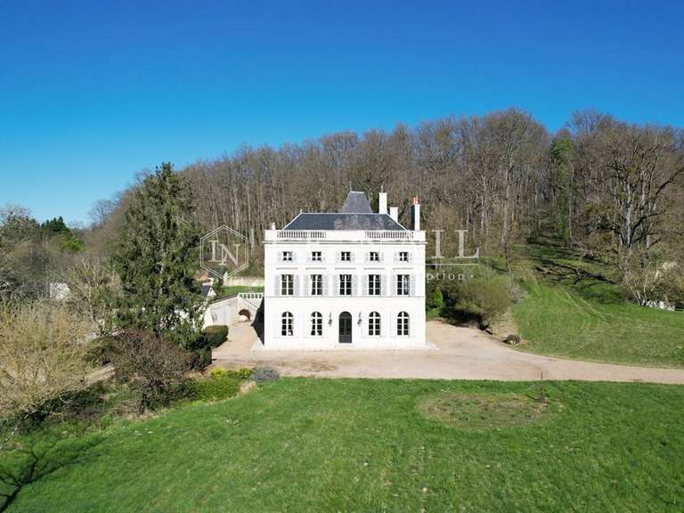 Château Angers - 12 chambres - 600m²