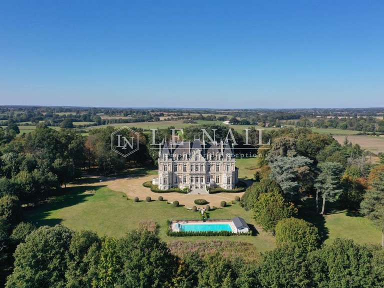 Château Angers - 18 chambres - 1500m²