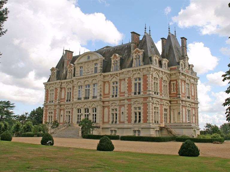 Château Angers - 18 chambres - 1500m²