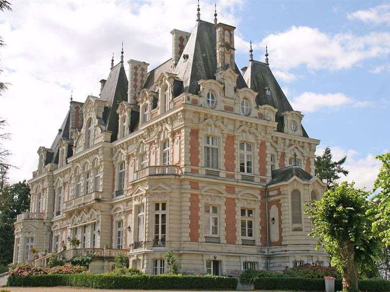 Château Angers - 18 chambres - 1500m²