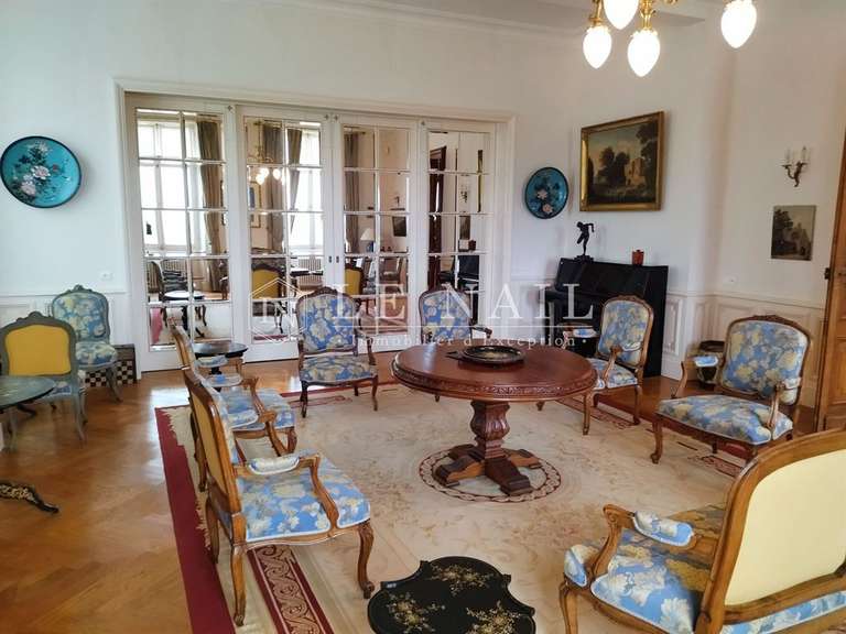 Château Angers - 15 chambres - 1100m²